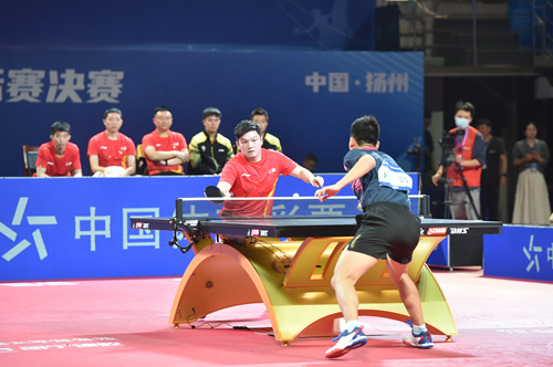 场上表现理 场上表现理