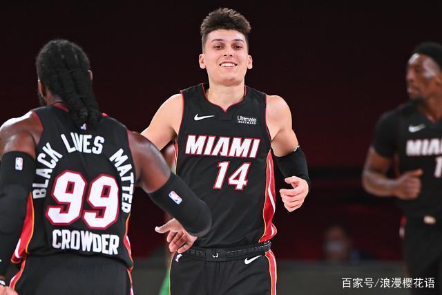 中国队与东 中国队与东