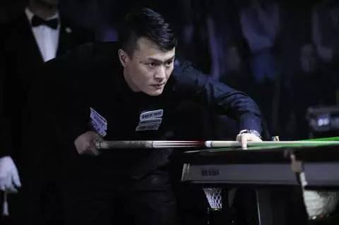 双双攀升 双双攀升